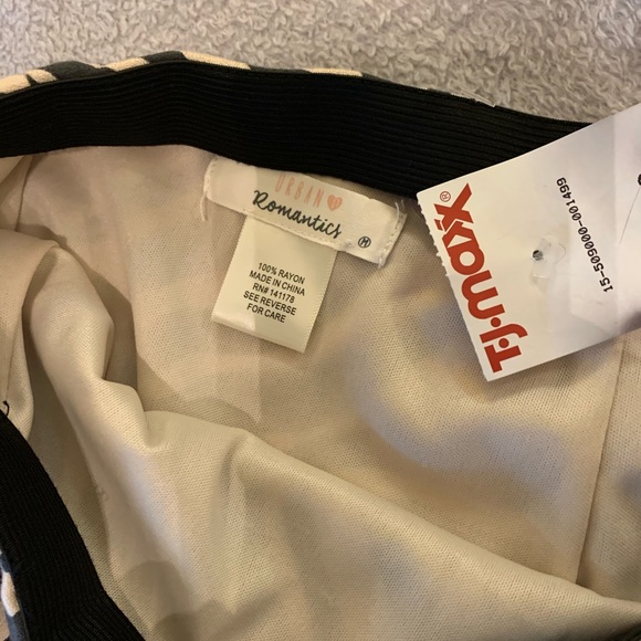 Midi skirt and bodysuit brand new - Picture 4 of 4